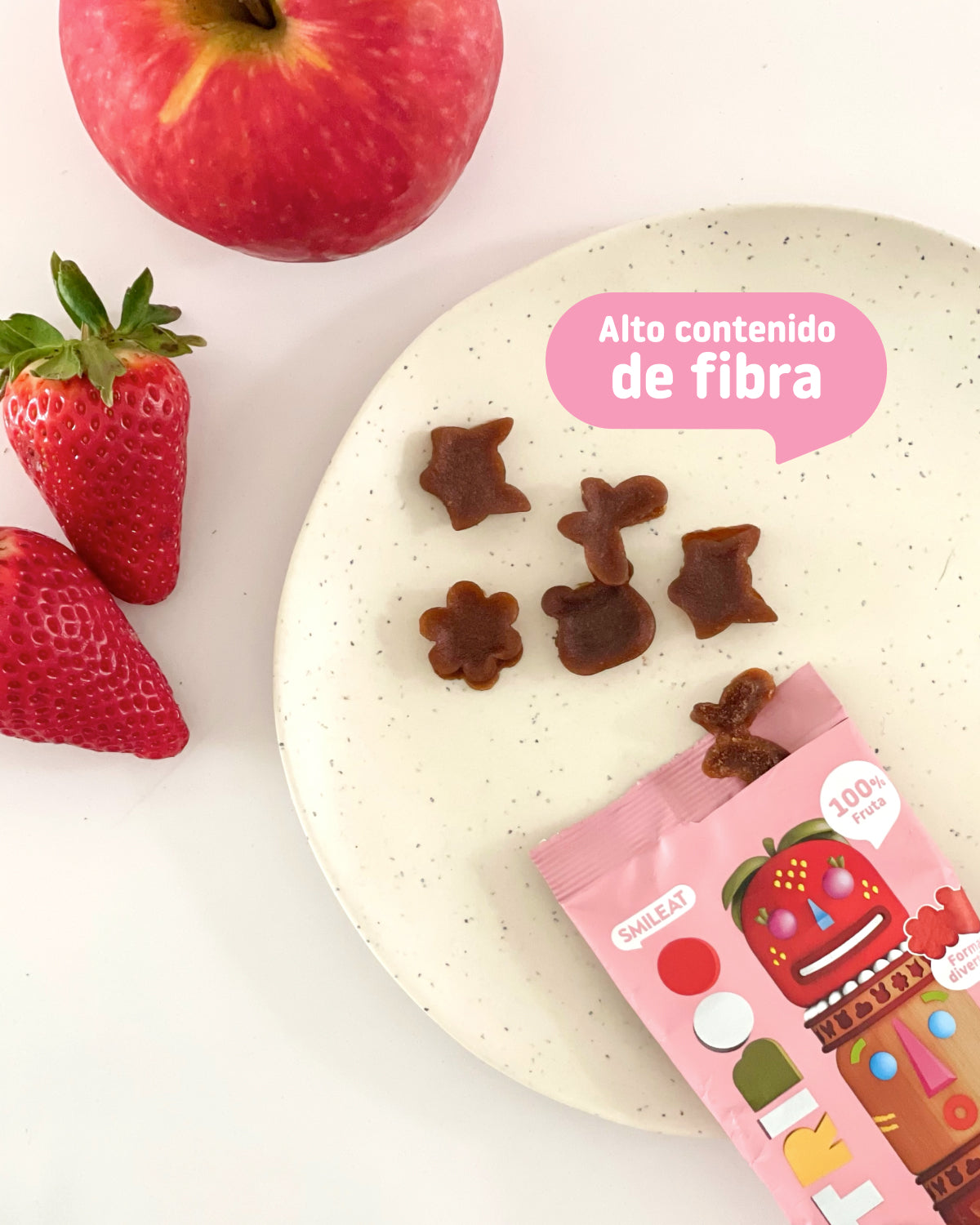 Snacks de fruta fresa y manzana con alto contenido de fibra para niños que sepan gestionar los sólidos